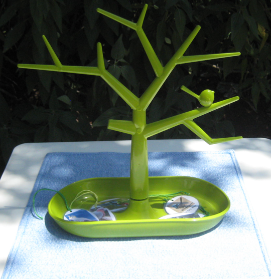 LANGUAGE TREE in Pink or Green or Blue Plastic — view 3