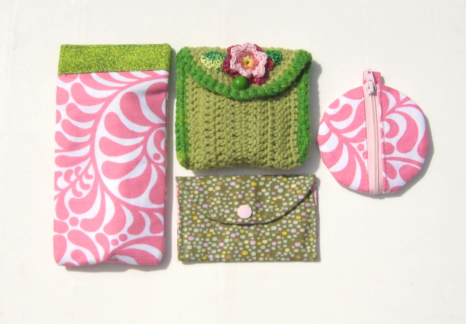 OPEN-CLOSE ACTIVITY in Pink Swirl - Image 2