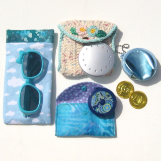 OPEN-CLOSE ACTIVITY in 2-Flower Blue