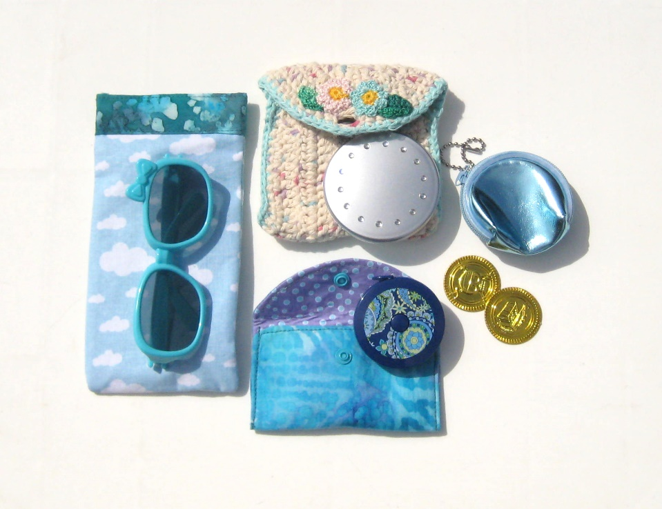 OPEN-CLOSE ACTIVITY in 2-Flower Blue